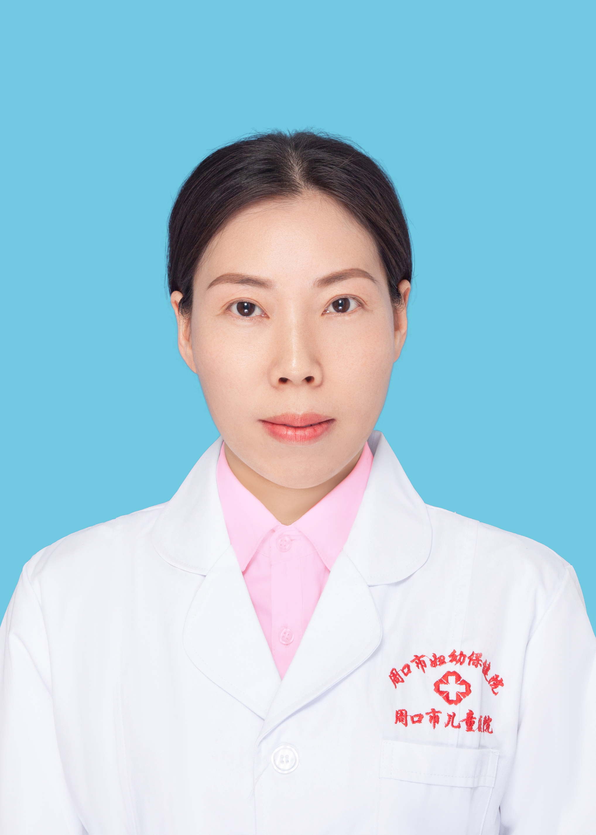 李华
